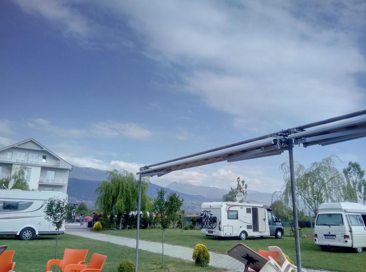 Sunrise Hotel & Camping Struga Esterno foto