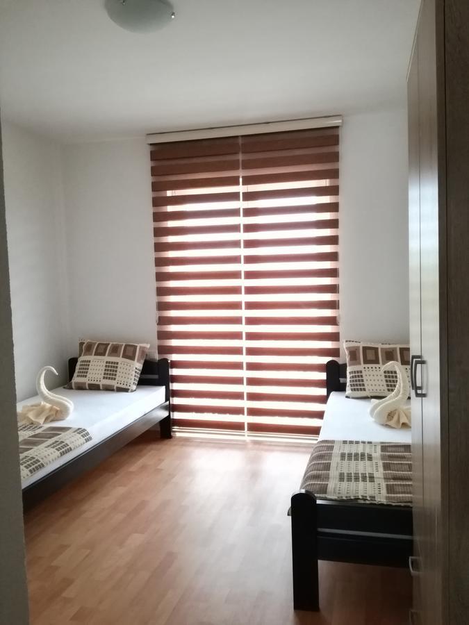 Sunrise Hotel & Camping Struga Esterno foto